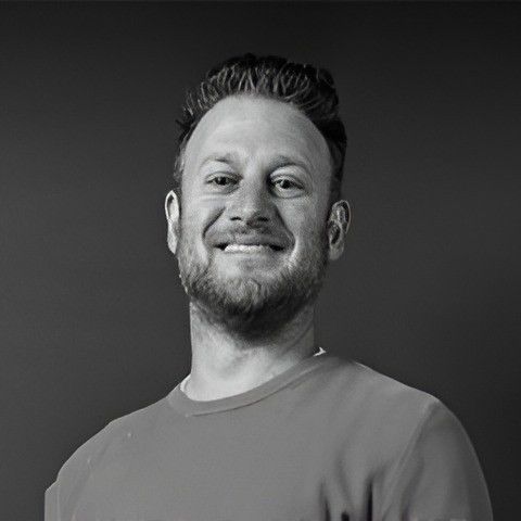 Darren Jacobs_headshot (1)