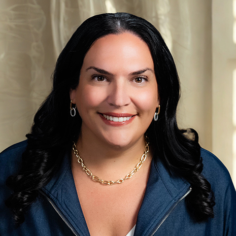 Elizabeth Neubauer D Headshot 2025