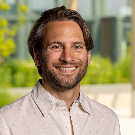 Erez Levin headshot