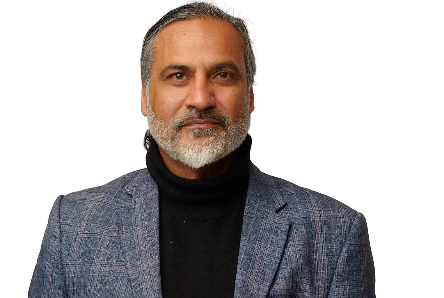 Headshot - Saqib Mausoof